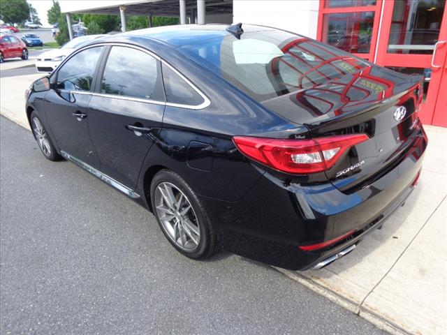 Pre Owned 2017 Hyundai Sonata Sport 2 0t 4dr Sedan W Pre Owned 2017 Hyundai Sonata Sport 2 0t